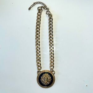 Claire’s Lion head Necklace